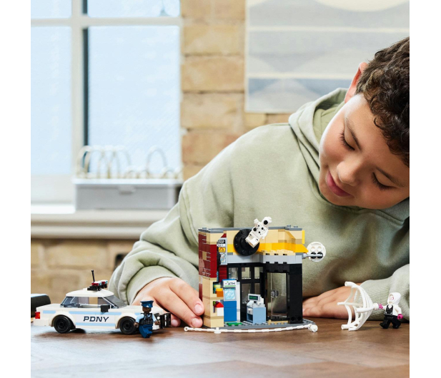 LEGO Marvel 76311 Multiwersum: Miles Morales kontra Spot - 1284238 - zdjęcie 10